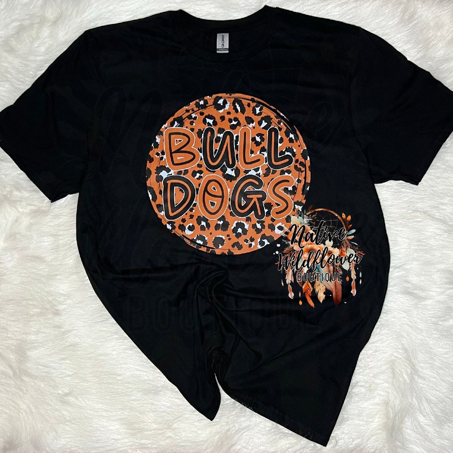 Circle Leopard Bulldogs
