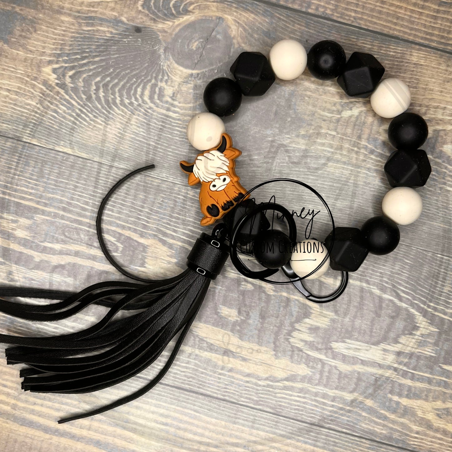 Black Highland Cow Beaded Wristlet