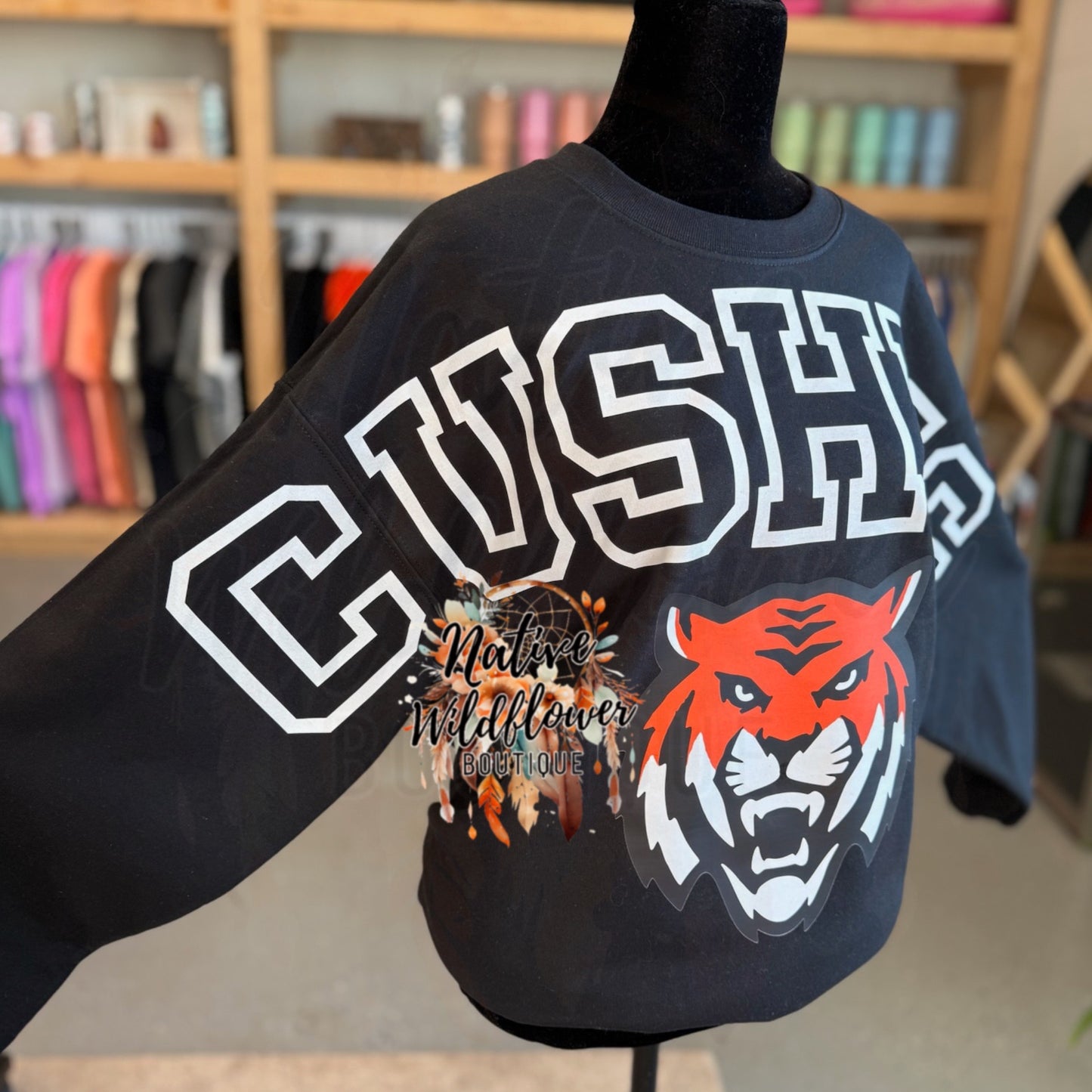 Oversized Cushing Sweatshirt with Mascot